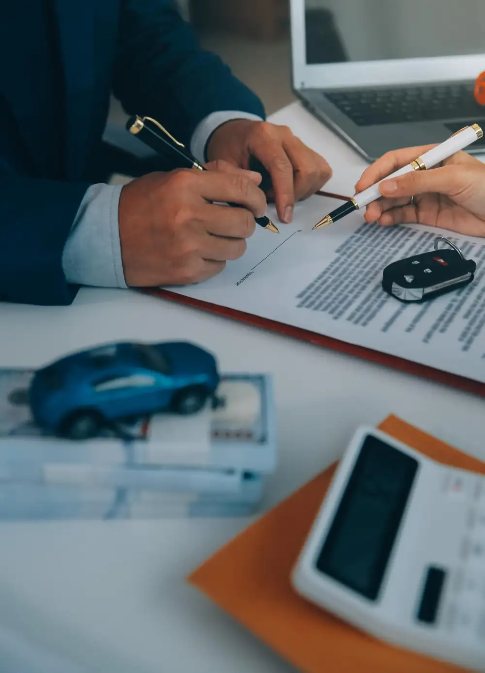 Como Comprar um Carro de Luxo Seminovo com Segurança e Garantia